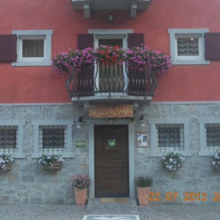 Bed and Breakfast Garni La Genziana Temù Exterior foto