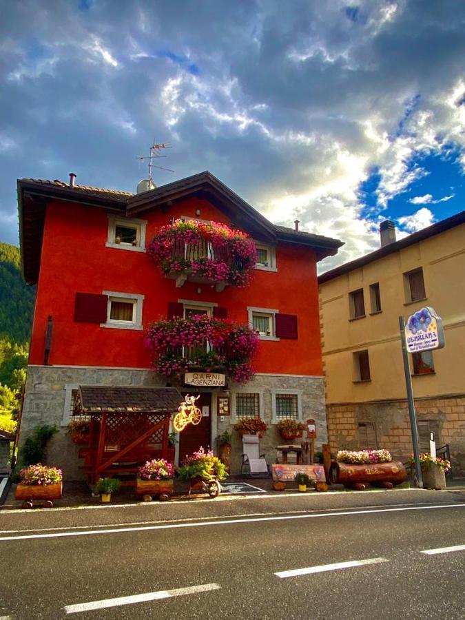 Bed and Breakfast Garni La Genziana Temù Exterior foto
